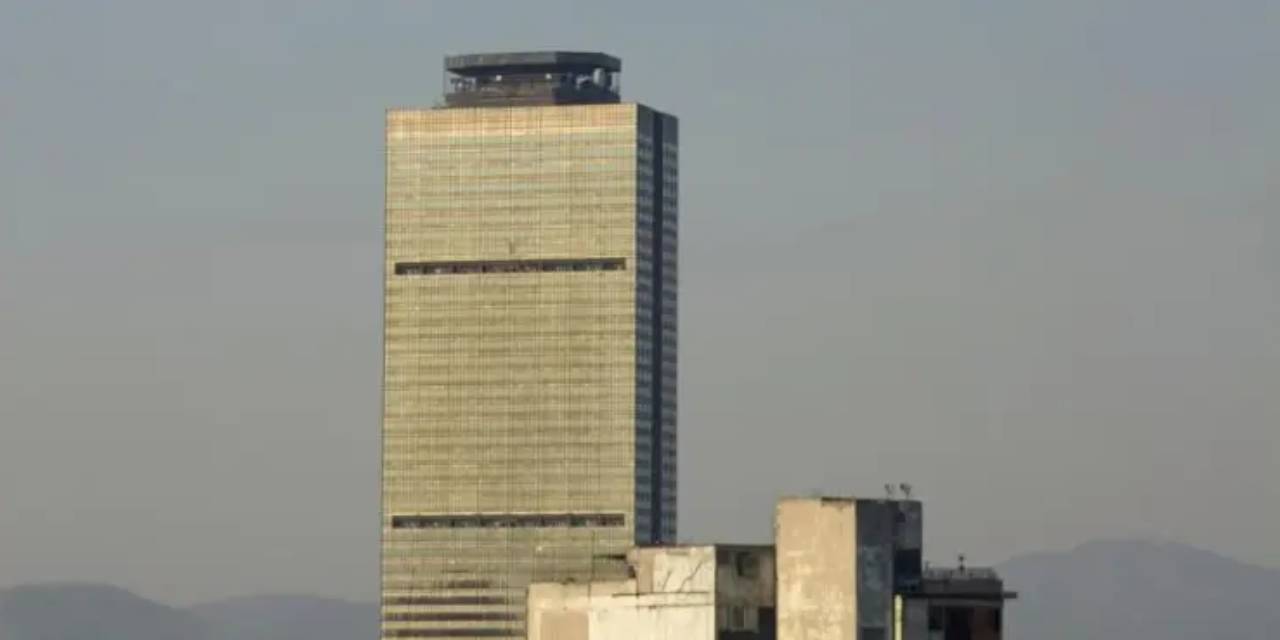 Sheinbaum propone restructurar Pemex para impulsar autosuficiencia y sostenibilidad