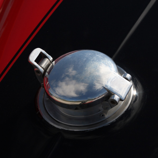 15.- Revisa el Tapón del Tanque